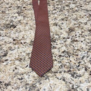 Vineyard Vines basketball tie